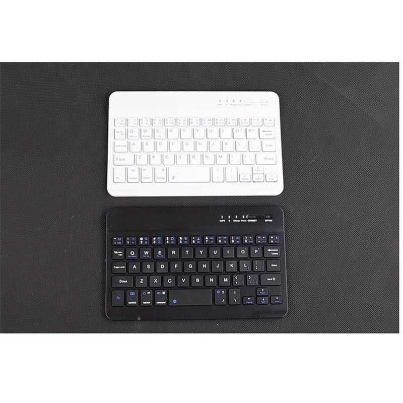 Wireless bluetooth keyboard with plain white packaging