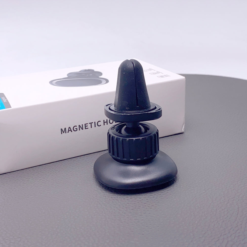 Magnetic car holder B068