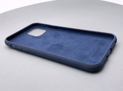 iPhone 15 Plus 6.7 mercury, silicone case