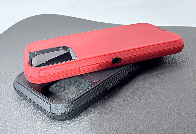 iPhone 15 Pro 6.1 Adventure heavy duty 2 in 1 belt clip case