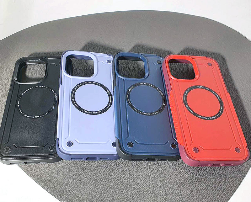 Case for Iphone 14 Plus / 15 Plus 6.7 Adventure heavy duty Magfit  (white box)