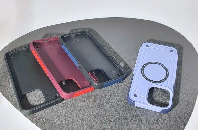 Case for Iphone 14 Plus / 15 Plus 6.7 Adventure heavy duty Magfit  (white box)