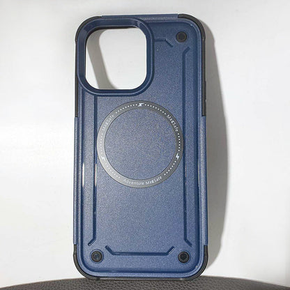 Case for Iphone 14 Plus / 15 Plus 6.7 Adventure heavy duty Magfit  (white box)