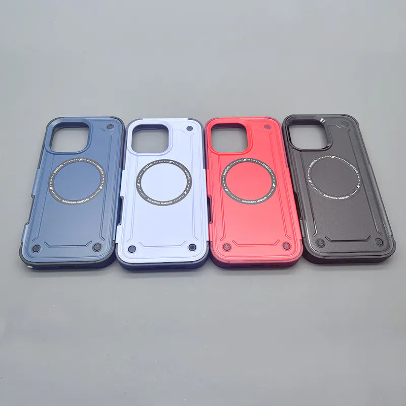 Case for Iphone 14 Plus / 15 Plus 6.7 Adventure heavy duty Magfit  (white box)