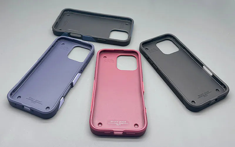 Case for Iphone 14 Plus / 15 Plus 6.7 Adventure heavy duty Magfit  (white box)