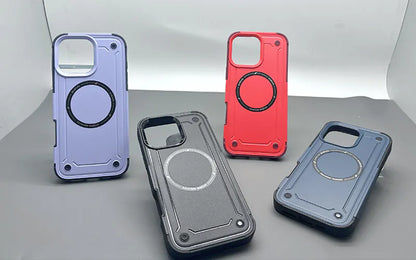 Case for Iphone 14 Plus / 15 Plus 6.7 Adventure heavy duty Magfit  (white box)