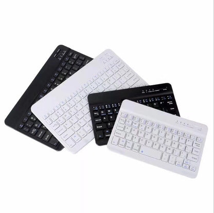 Wireless bluetooth keyboard with plain white packaging