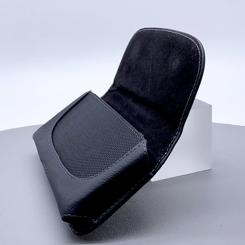 Universal belt pouch