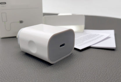 App 20W Type-C PD power adapter charger