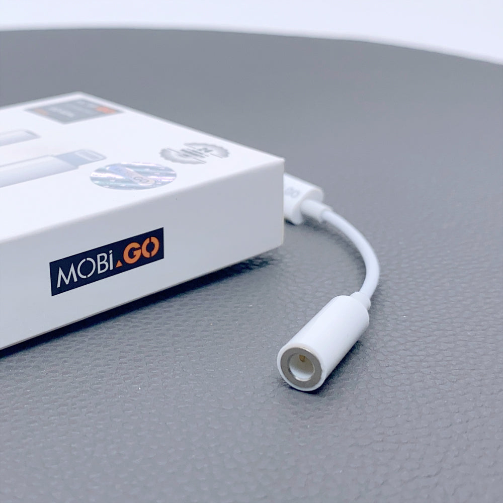 Mobigo 12cm lightning to 3.5mm Aux headphone jack adapter GO62AL
