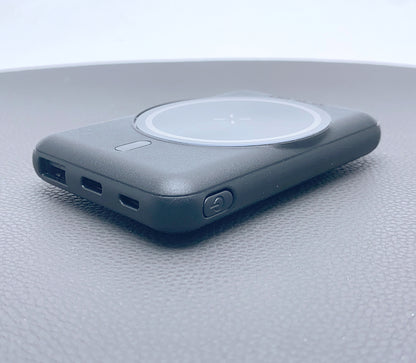 Mobigo 6000 mah wireless MagSafe power bank GO505