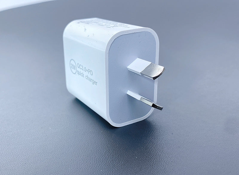 Kinglink PD 20W quick charger pro SDC20WACB